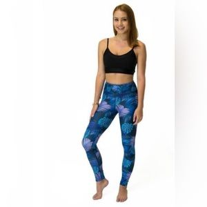 YogiRu Dark Palm High Rise Yoga Pants in purples and blues NWOT Size Small